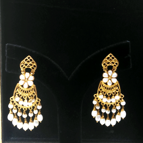 Traditional Maharashtrian Pearl Necklace